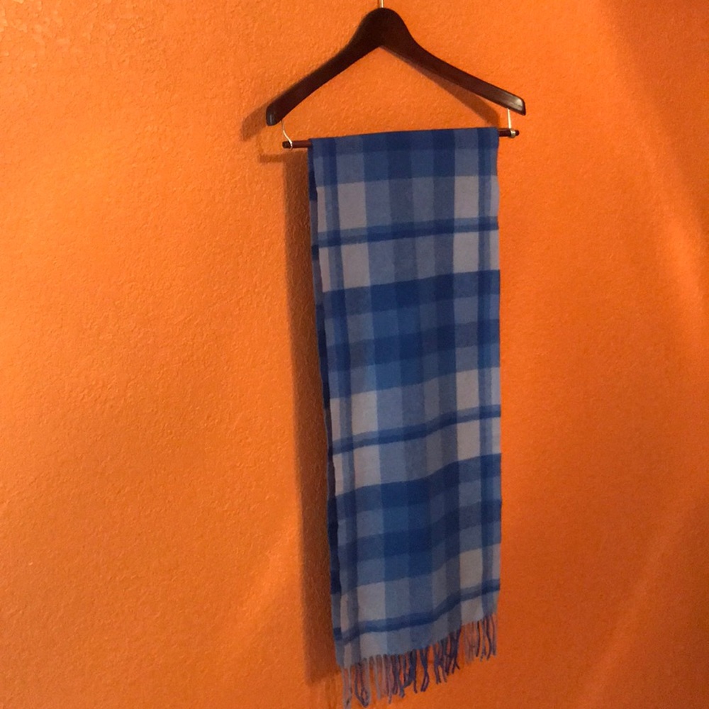Blue plaid cashmere scarf